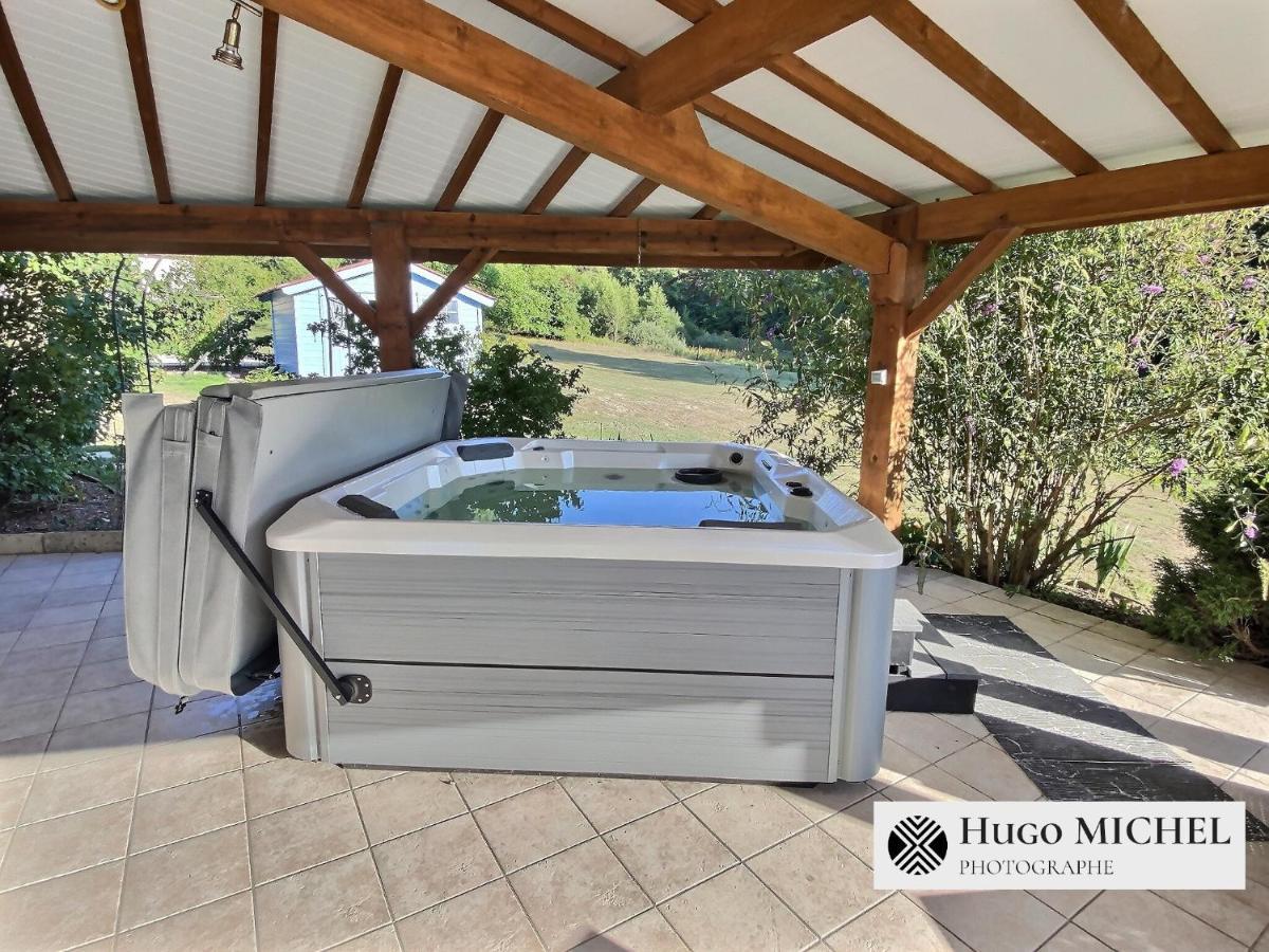 Les Volets Bleus Villa La Chapelle-aux-Bois Ngoại thất bức ảnh